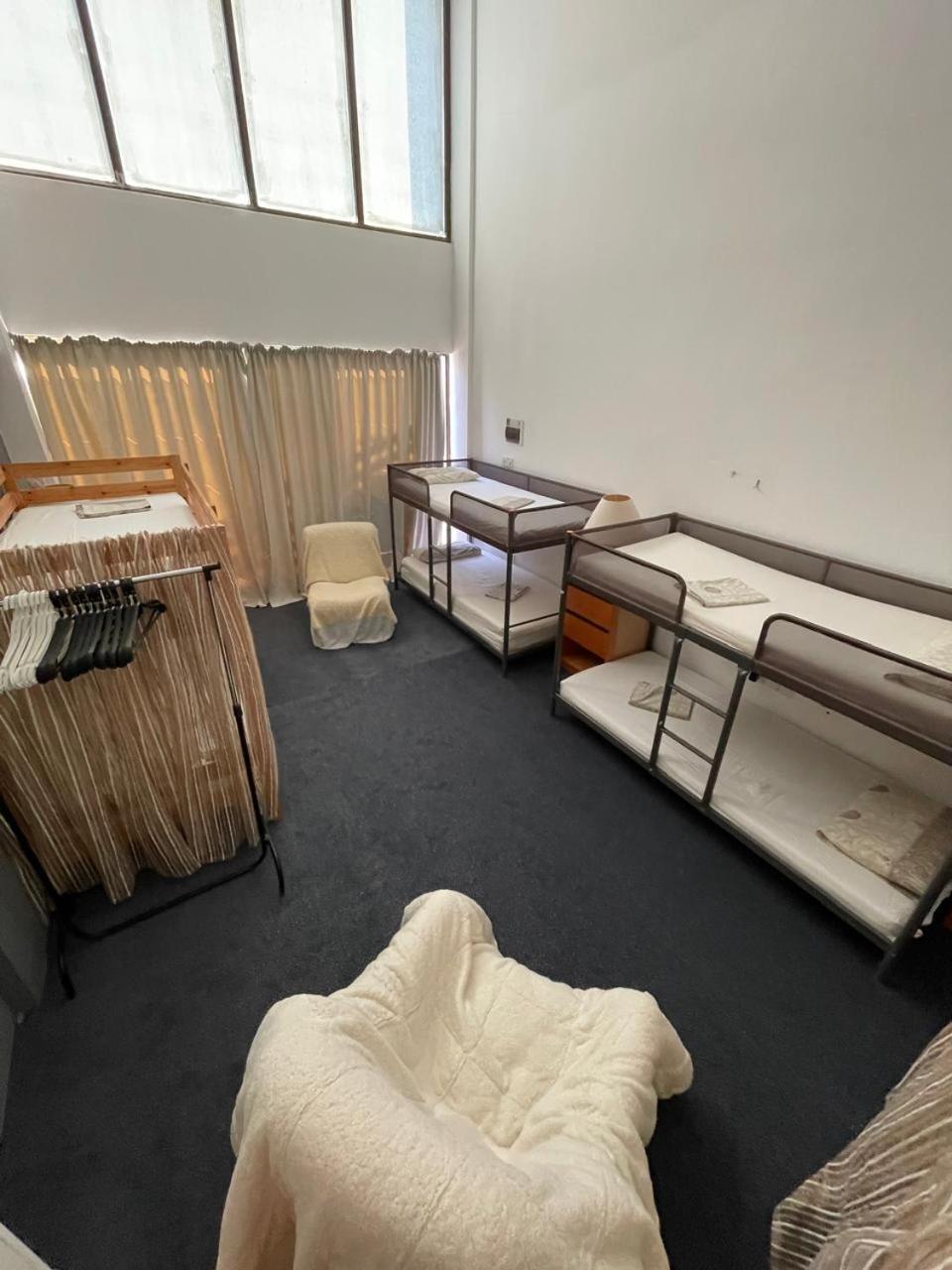Premium Hostel Marina Paphos Luaran gambar