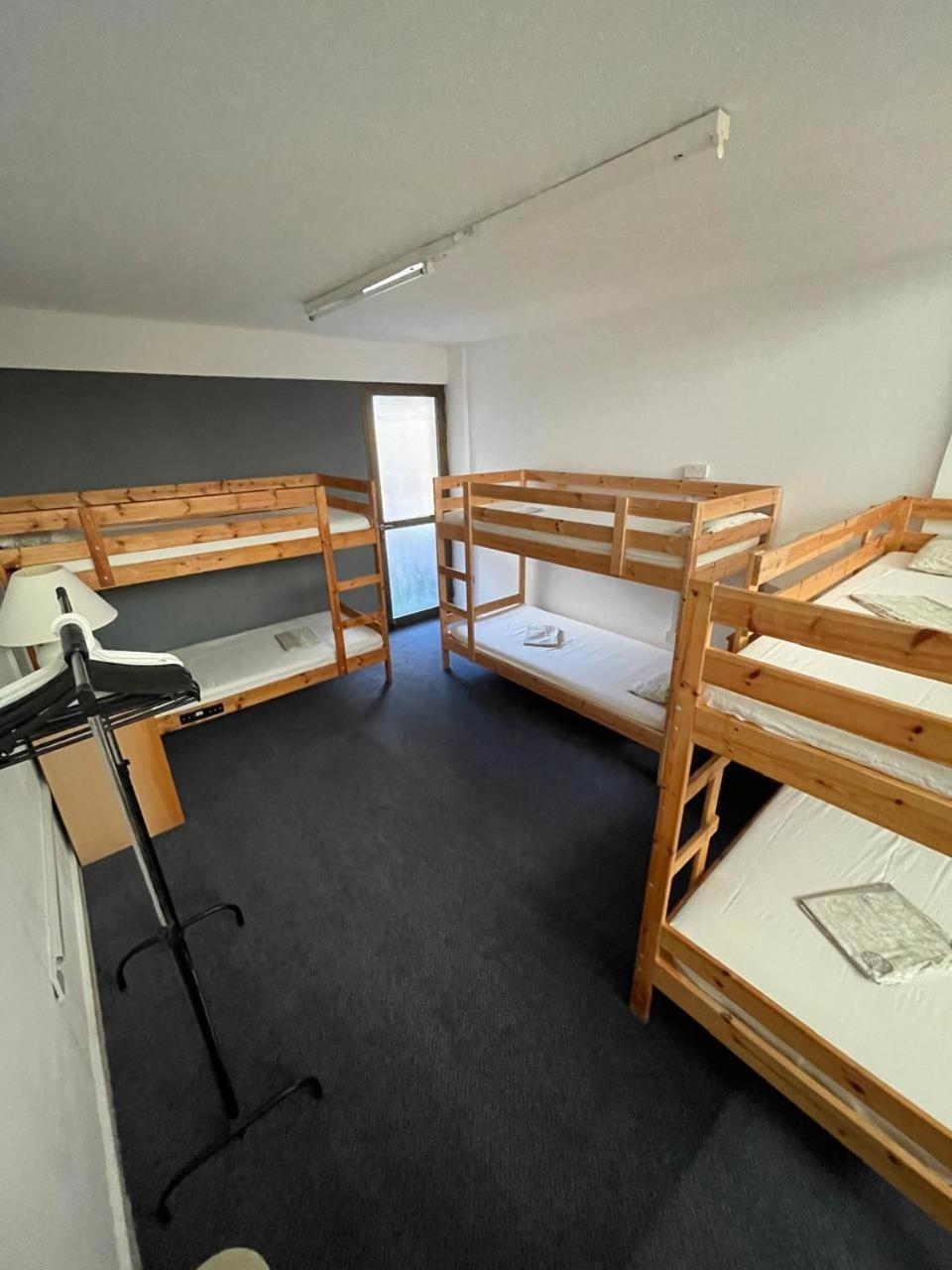 Premium Hostel Marina Paphos Luaran gambar
