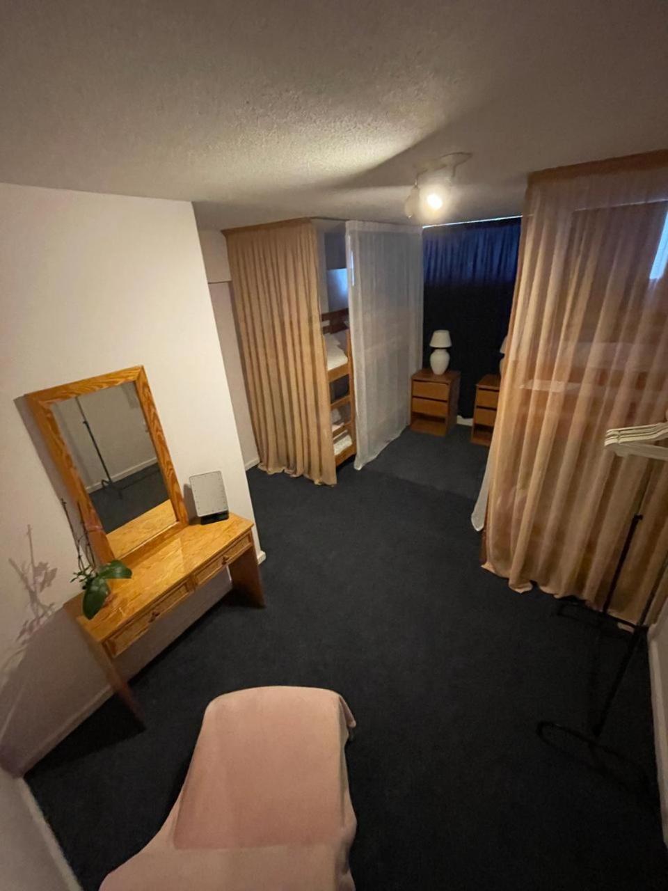 Premium Hostel Marina Paphos Luaran gambar