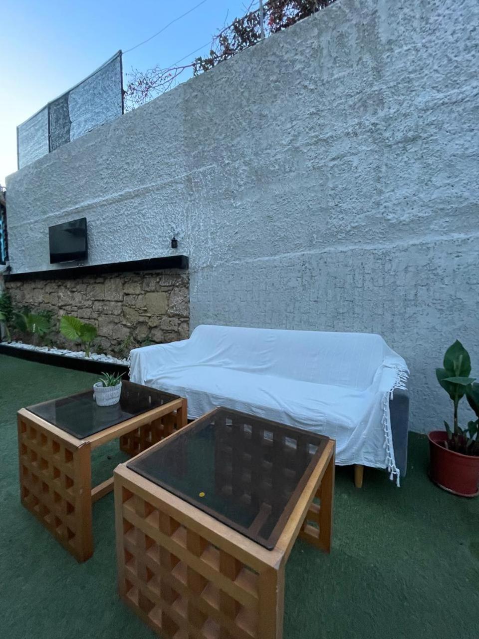 Premium Hostel Marina Paphos Luaran gambar