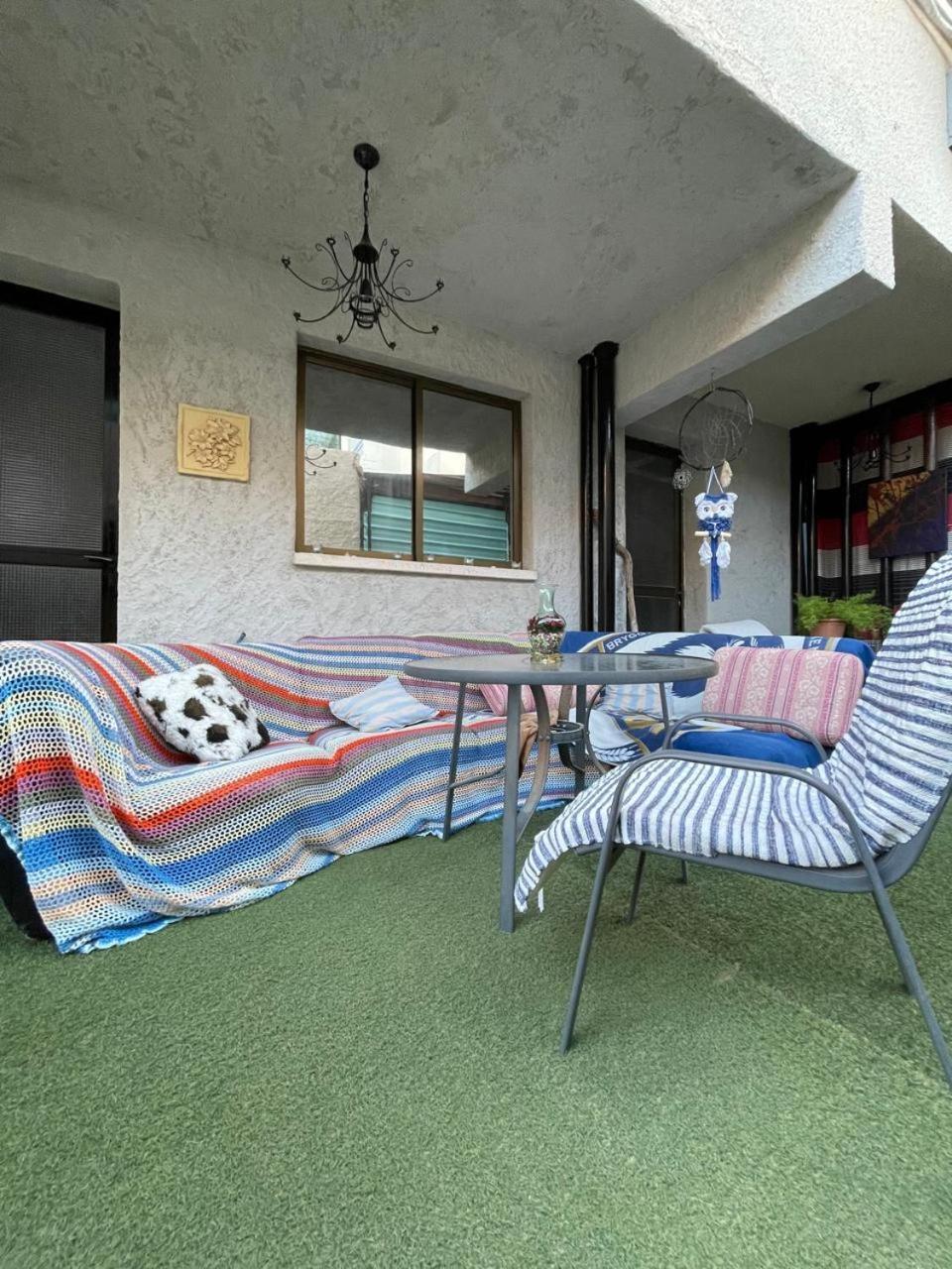 Premium Hostel Marina Paphos Luaran gambar